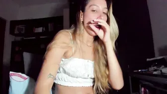 Danikrosse hot - 25-Aug-2025