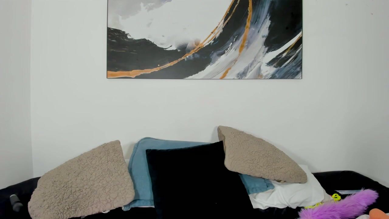 Lily_johnson1 (08-25-2025)