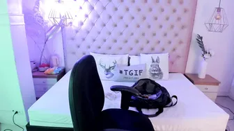 victoria_kitt 08-25-2025 latina