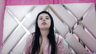 nathaly_low latina - 08/26/2025