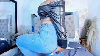 Ainaah_ (08/26/2025) milf