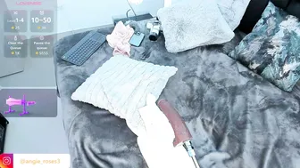 angiee_roses flirt - 08-27-2025
