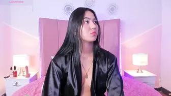 iris_thompson chat sex cam (08/28/2025)