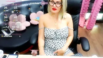 hotanalorena69 (08-28-2025)