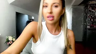 amyroberta92 28 August 2025 webcam