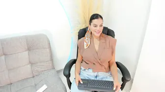 ada_monroe10 live cam show 28-Aug-2025