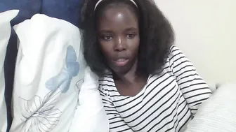 pretty_petite_ebony (08-29-2025) petite