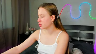 Candy_cansew cam show (08-30-2025)