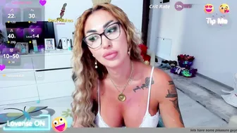 Golddivine00 porn chat video (08-30-2025)