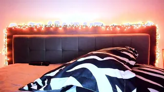 _just_a_simple_girl on live cam (02-21-2025)