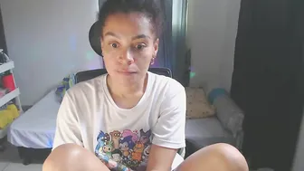 Shayna_cute (02/23/2025) bigpussylips