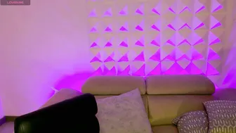 aprilrhodes_ (08-31-2025)
