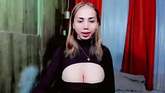 Astrid_khalifa webcam show 31-Aug-25