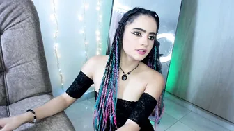 camilaandrade_ deepthroat live webcam show