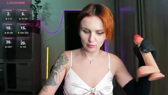 nicky_weekends strapon live cam show