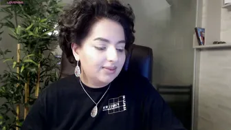 Allyiah chat girl porn (08/31/2025)