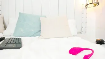 hanah_gray 01-Sep-25