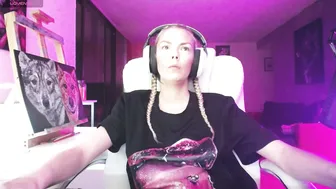 Tinykylie 09/01/2025