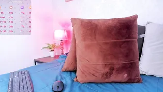 caroline_dh recorded nude video 173058