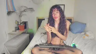 Sophielondono21 latin porn chat