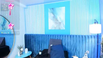 roxy_hell legs - (09-02-2025)