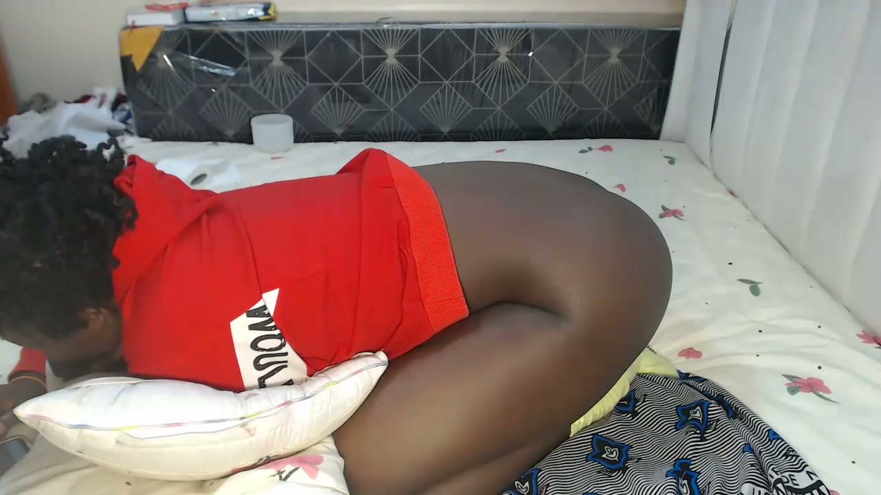 Pretty_pussy2 nude on cam (09/03/2025)