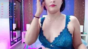 Alina_martinelli show live on cam