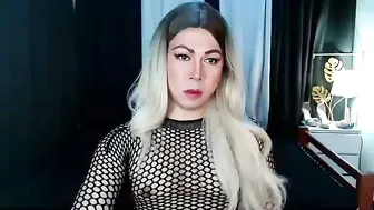 Hott_summerr wifematerial porn chat video