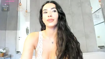 Naila18 young cam video