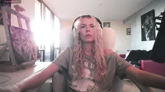 tinykylie gaming cam porn video