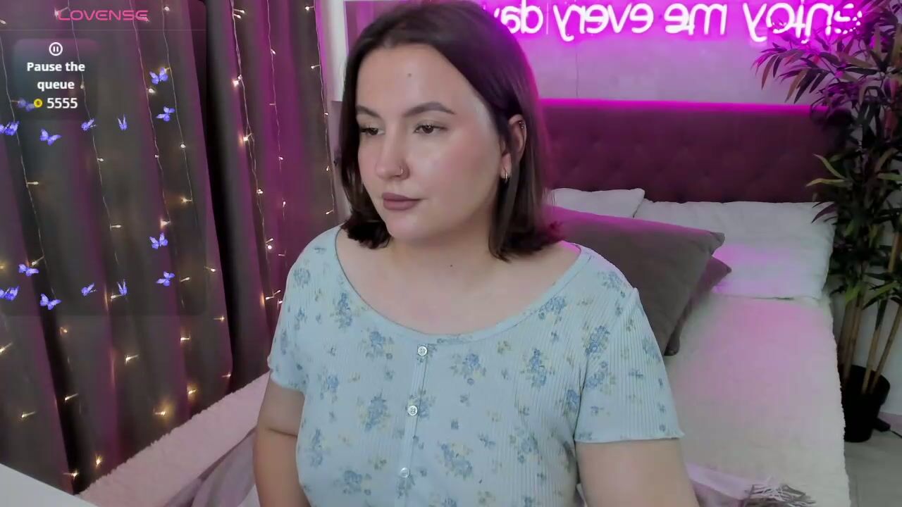 Katyaneilson hot live cam video 05-Sep-25