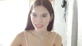 Pinayjessaxxx asian posing on webcam