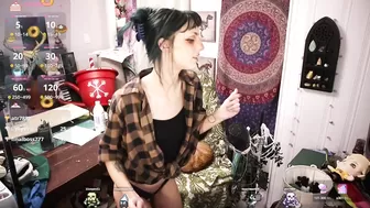 Lunasparkles amateur cam video (02/25/2025)