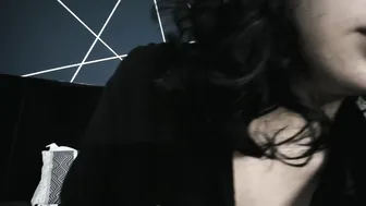 Adeelinee naked chat sex