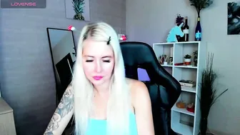 nastasya_cute cam girl 09/06/2025