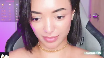 kleogold_1 bigtits cam porn videos