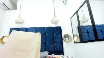 Crystal_butterfly1 nude video chat 06-Sep-2025