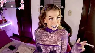evelynagrey 06-Sep-25 blonde