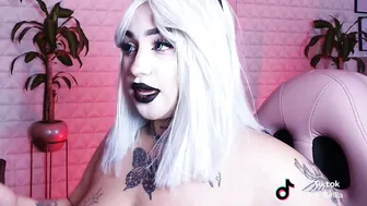 greennbella recorded nude video 183027
