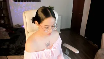 Renaxi_smith bigboobs chat sex