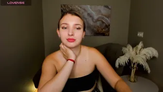 milinafox recorded nude video 183283