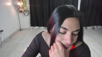 Artemis_020 saliva xxx chat