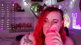 Opalreigning sex porn cam posing on webcam