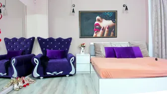 Lilithreys feet (09-08-2025)