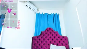 Ninna_dee nude video chat (09-08-2025)