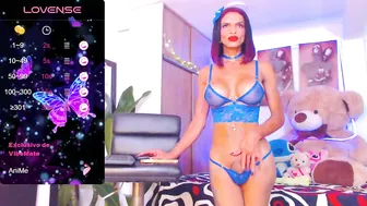 Alexafoxxy01 lovense live cam video