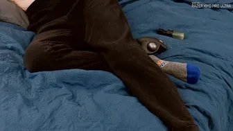 Dilldough405 smallcock posing on cam