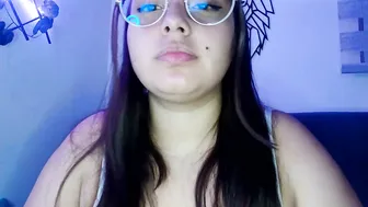 Valeria_cherry porn video chat (09-09-2025)