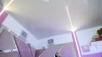 _miaaleon 09-Sep-25