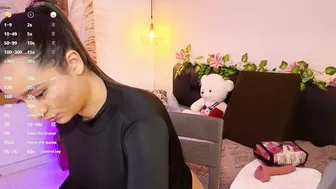 Hannah_williams1 posing on webcam amateur live cam video
